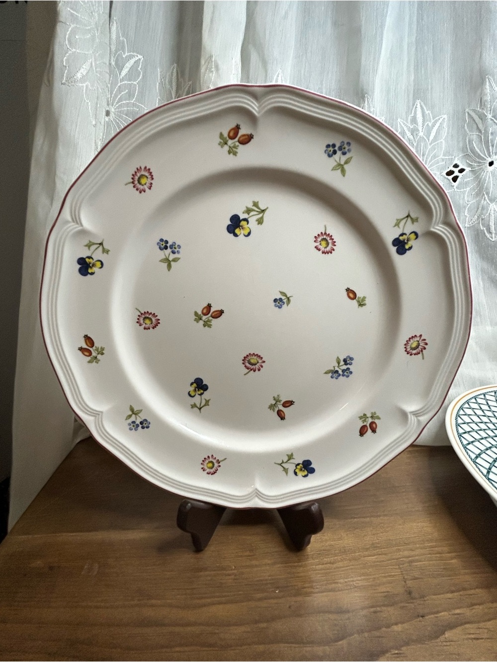 Classic Floral Ceramic Dinner Plate - Petite Fleur by Villeroy & Boch